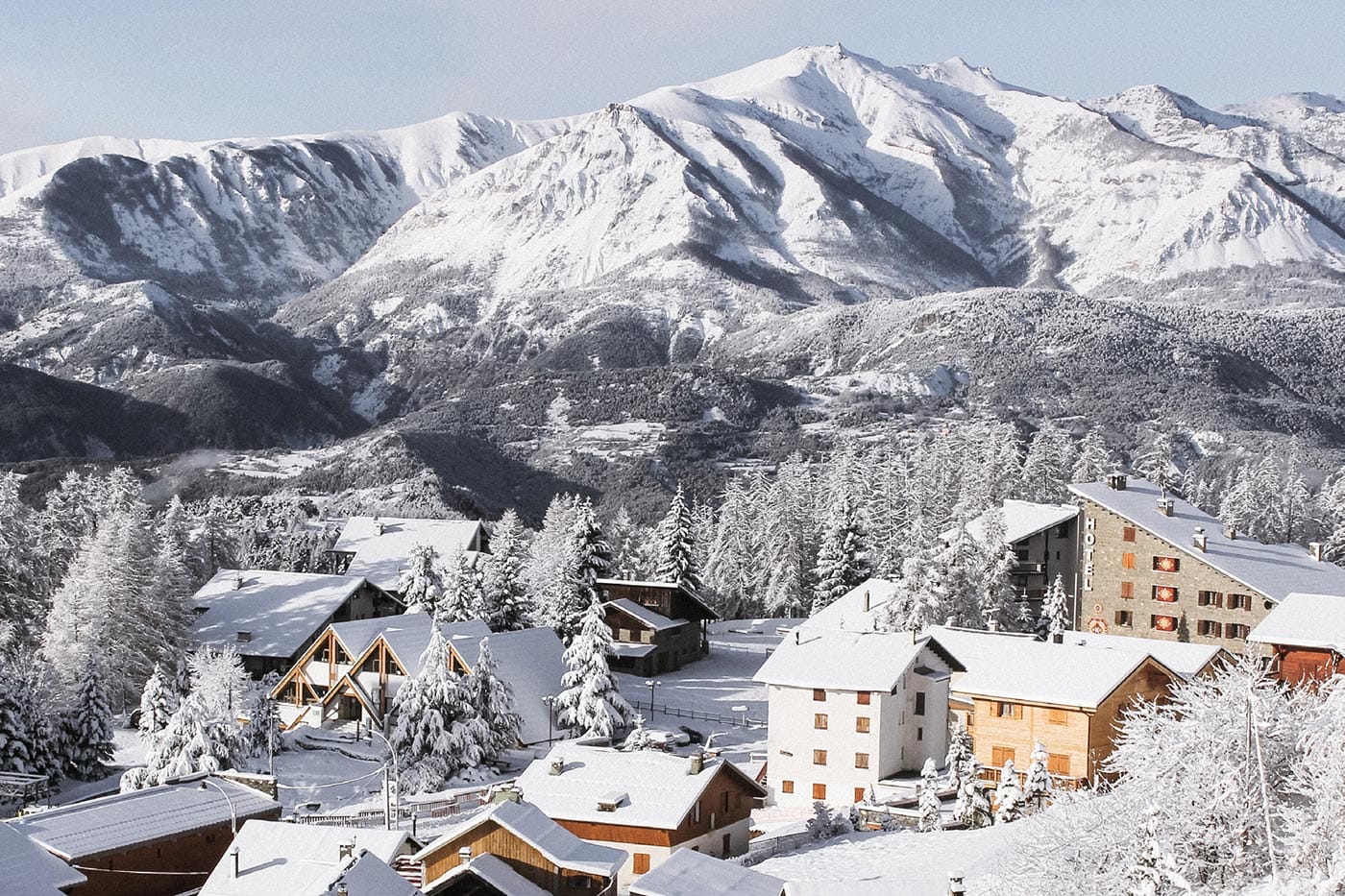 Valberg station de ski réputée des alpes du sud de la france vous accueil aussi bien l'été que l'hiver en hiver